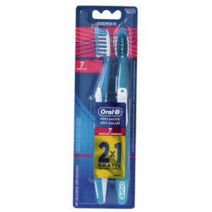 Escova Dental Oral-B Prò-Saúde Macia 7 Benefícios Com 2 Unidades